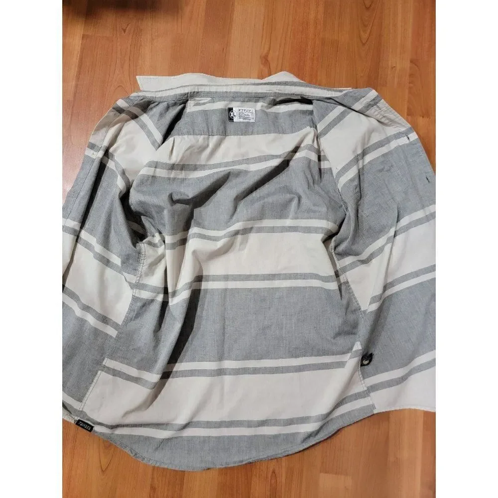 Ezekiel mens short sleeve button up shirt size XL